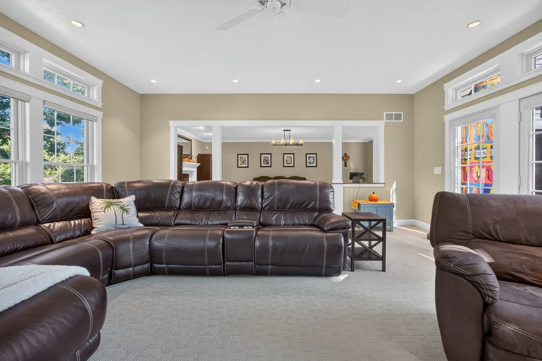 Photo of 9159 Deer Ridge Drive