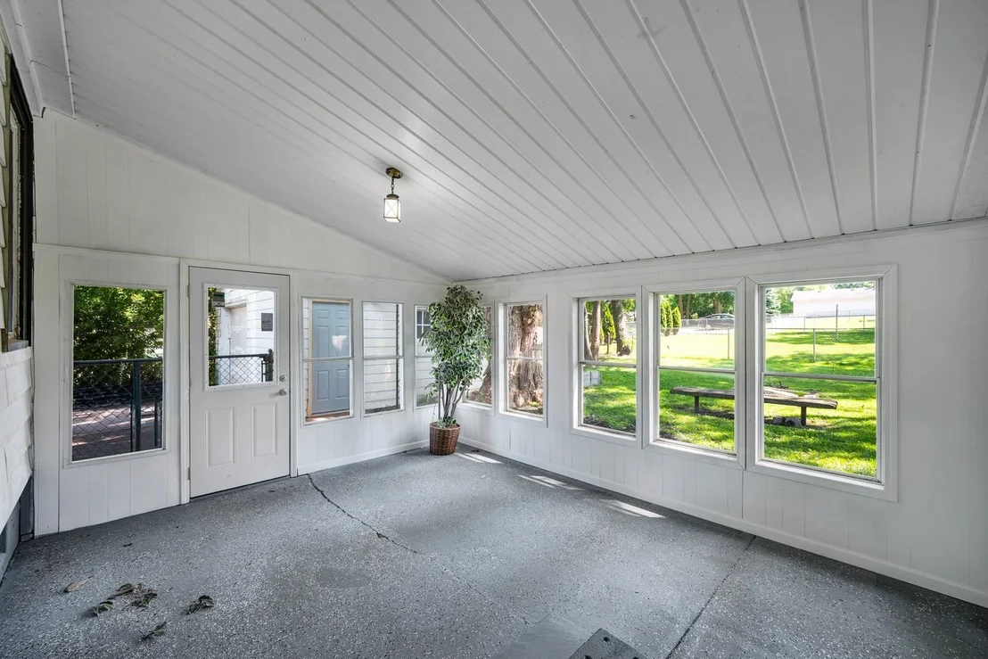 Photo of 803 Marion Street