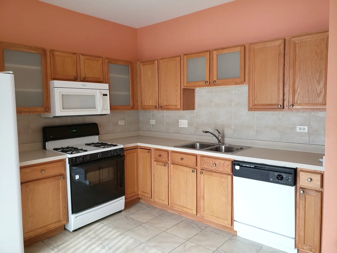 Photo of 641 W JONATHAN Drive