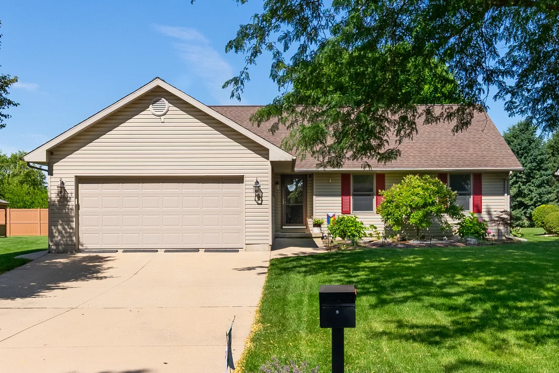 Photo of 2738 Becker Drive