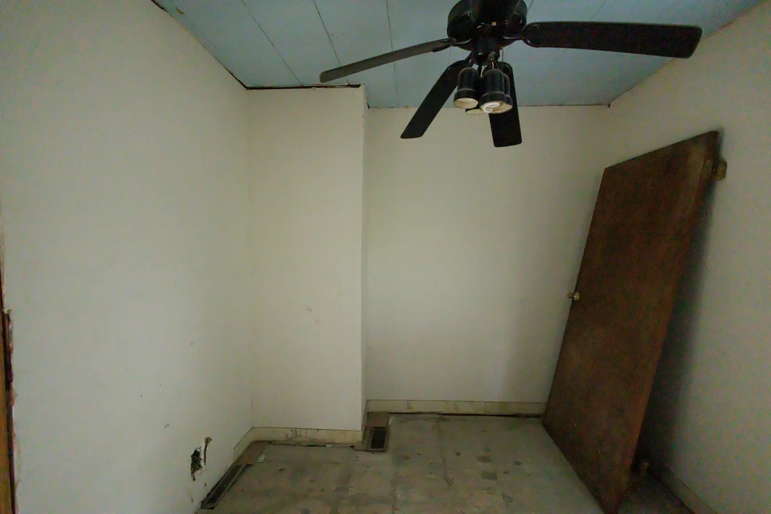 Photo of 980 S 6th Avenue