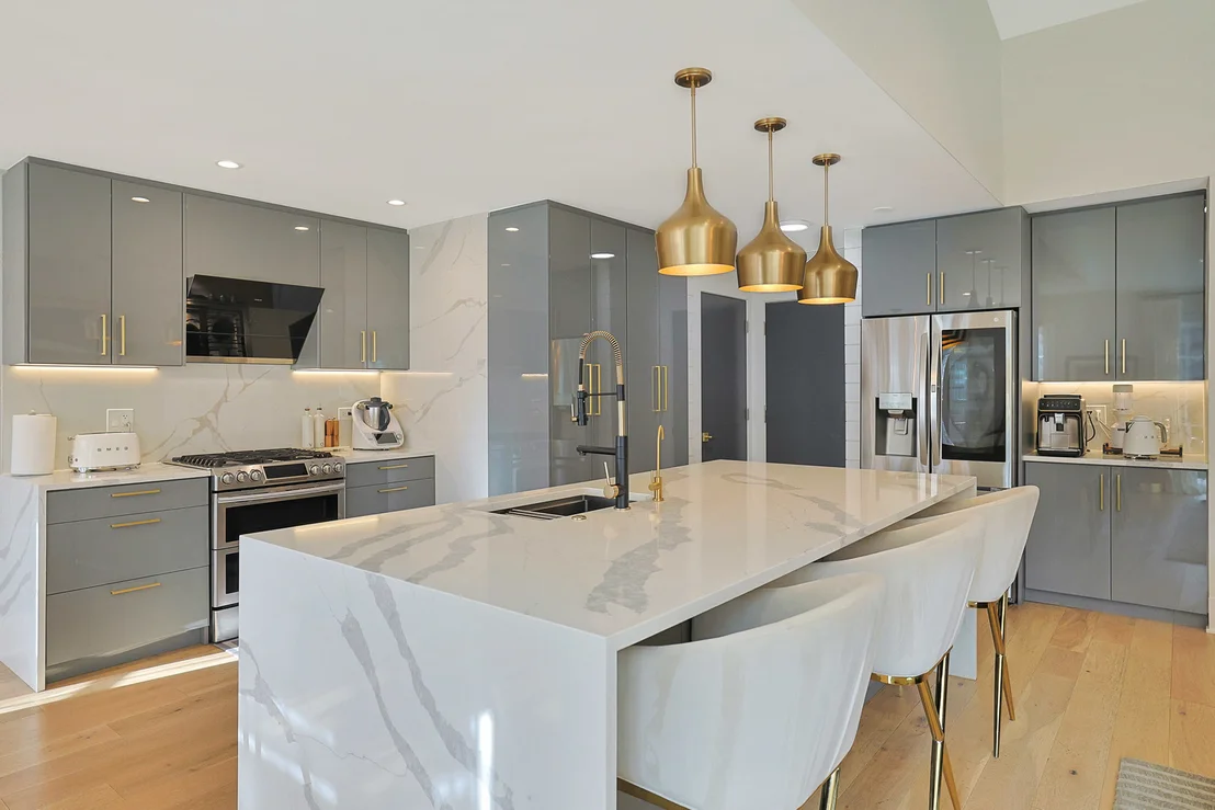 Photo of 2131 Cumberland Parkway