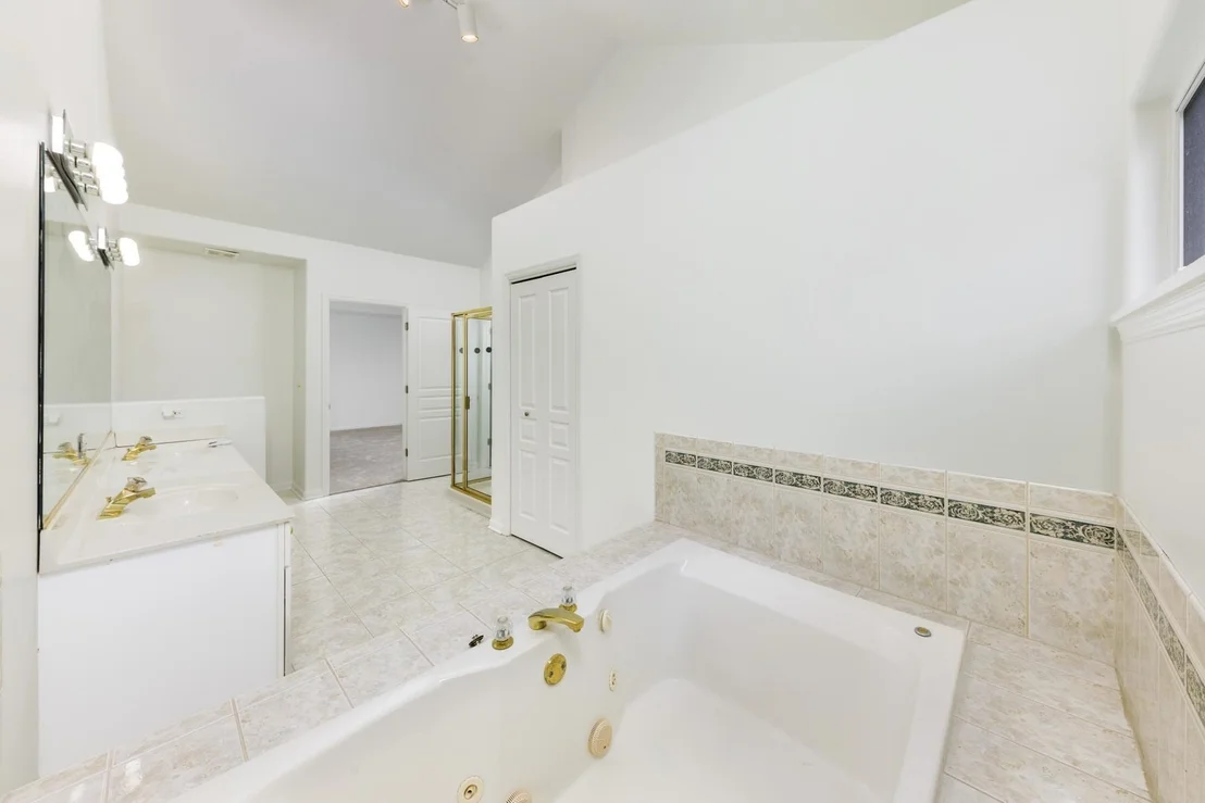 Photo of 2855 Clara Avenue