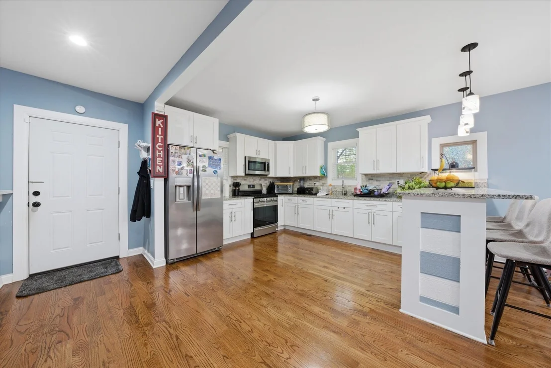 Photo of 1053 W 104th Place