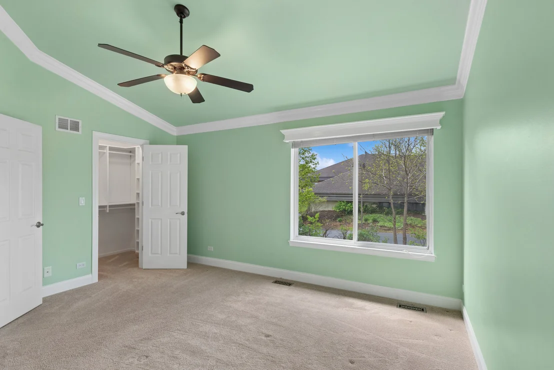 Photo of 955 Blackburn Drive