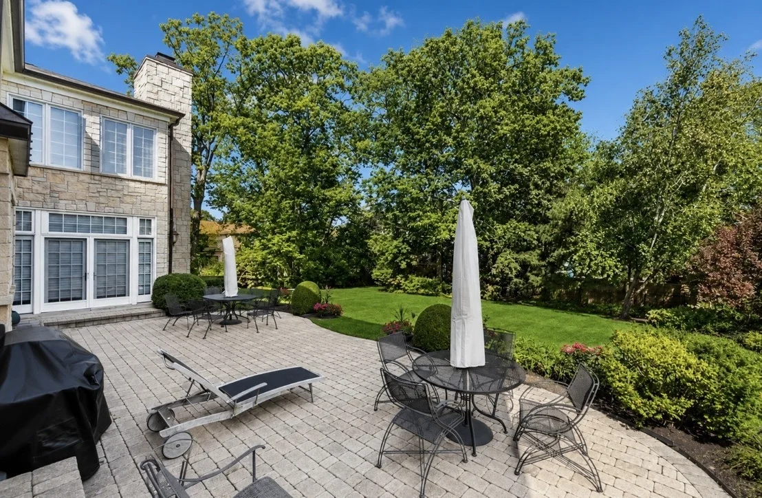 Photo of 621 Sheridan Road