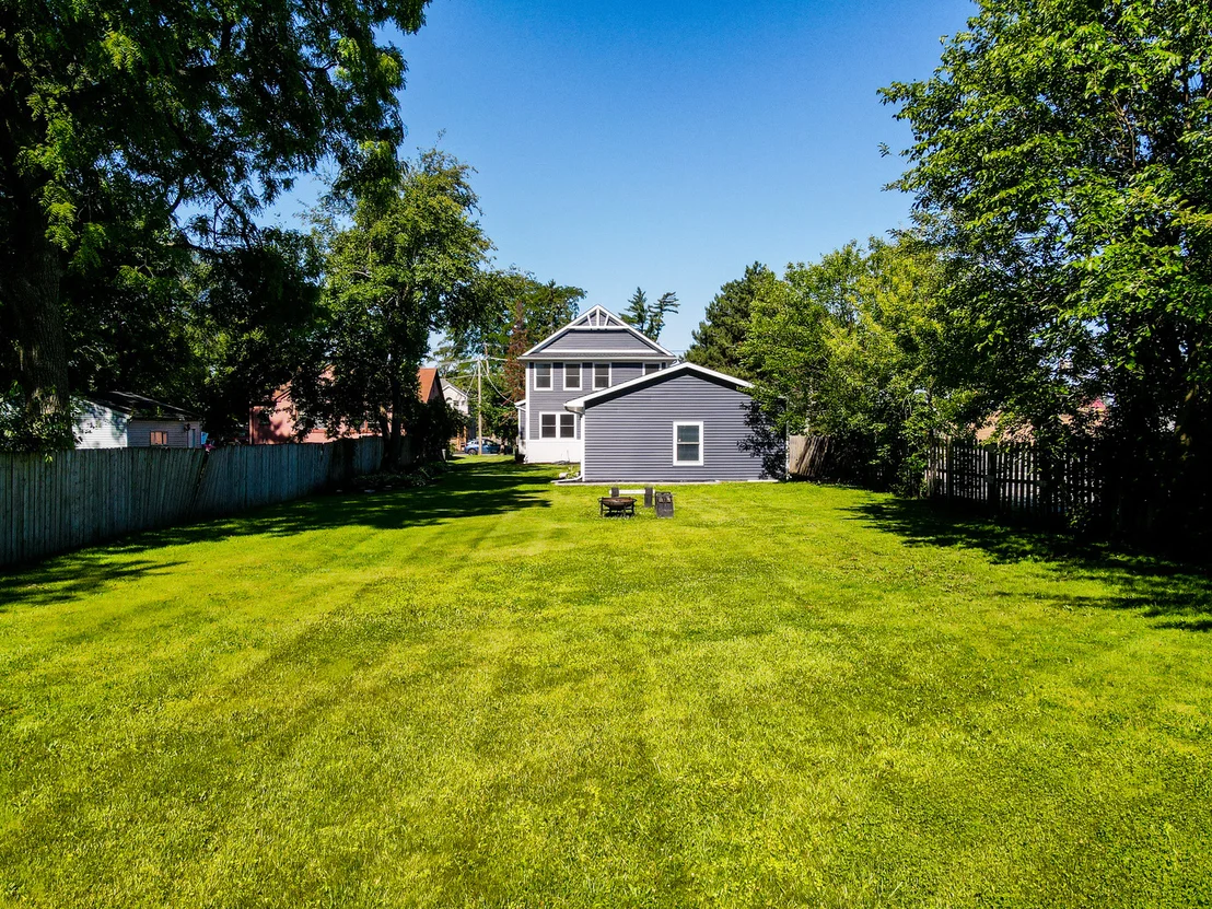 Photo of 1645 Webster Lane
