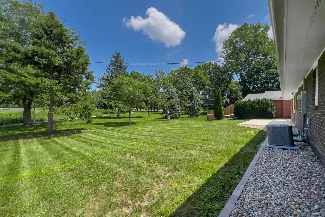 Photo of 802 Karin Drive