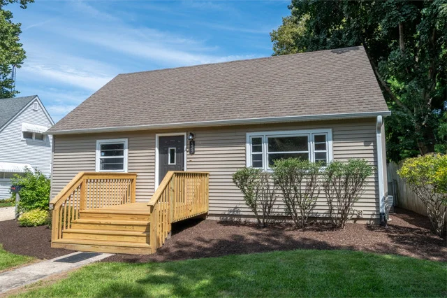 Photo of 539 Central Avenue