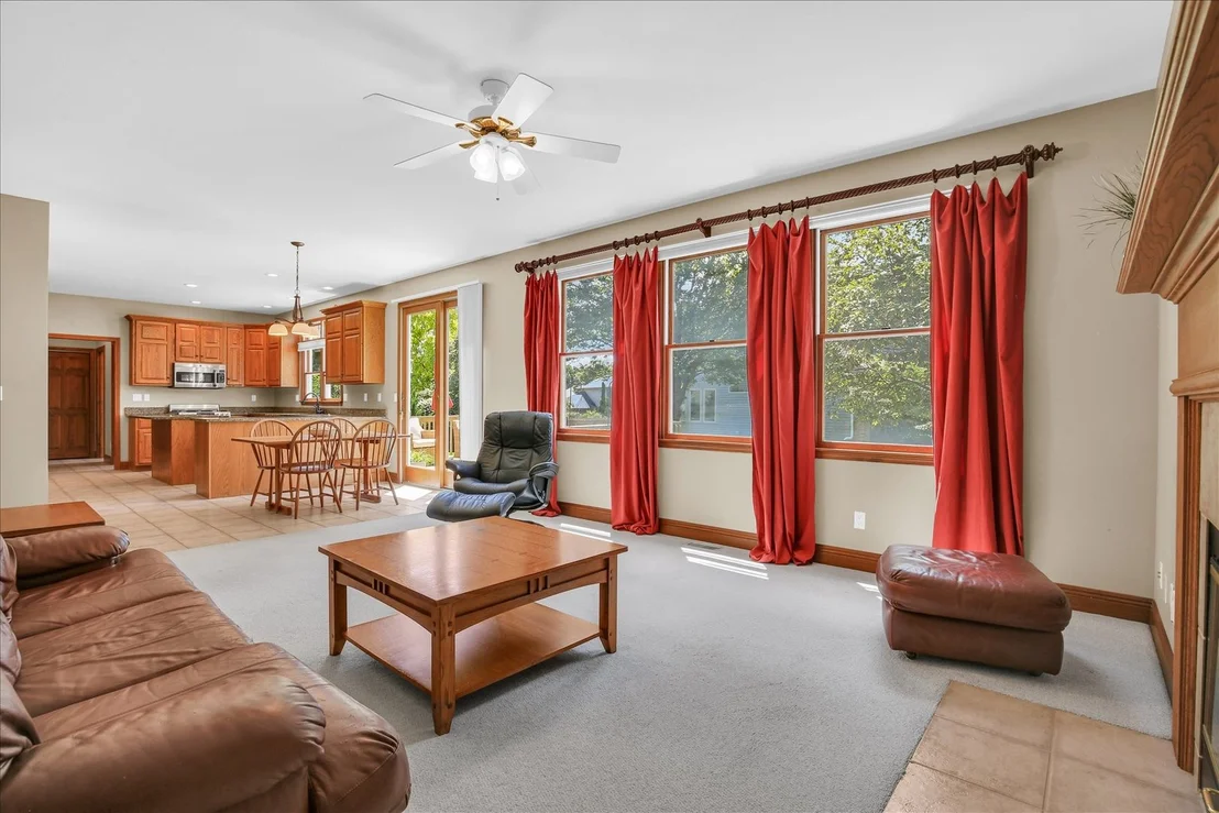 Photo of 2701 Summerhill Lane