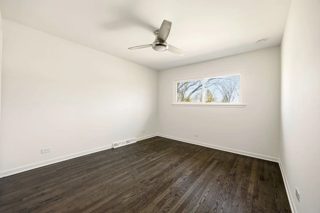 Photo of 215 HIBBARD Road