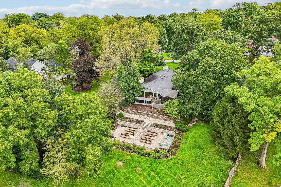 Photo of 9617 Hideaway Lane