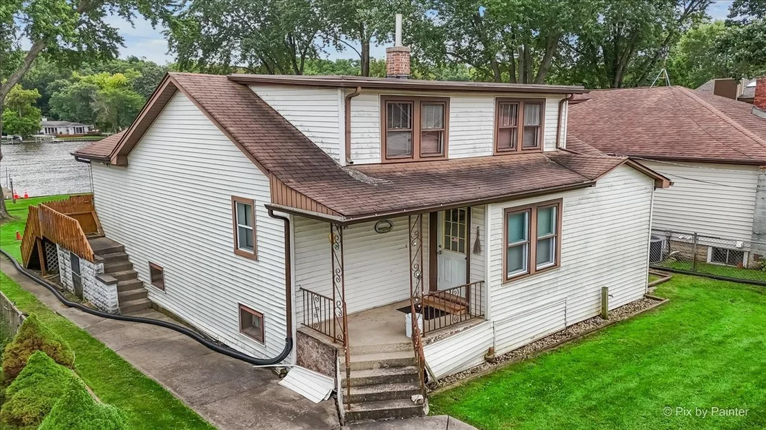 Photo of 2409 Grove Lane