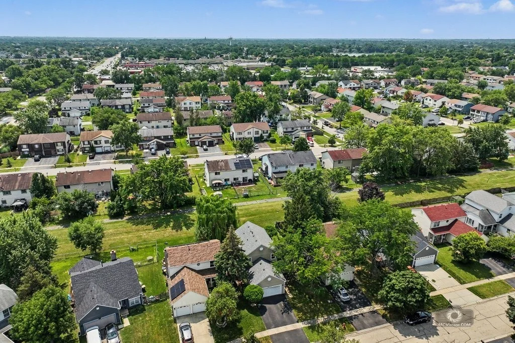 Photo of 1841 Grosse Pointe Circle