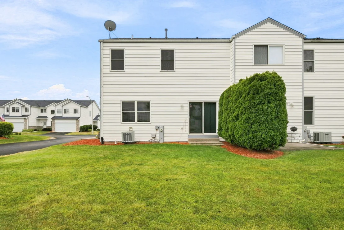 Photo of 1800 Waters Edge Drive