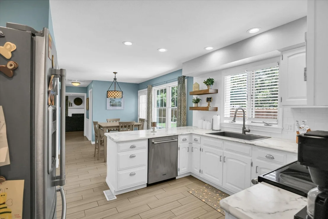 Photo of 1104 PARKSIDE Drive
