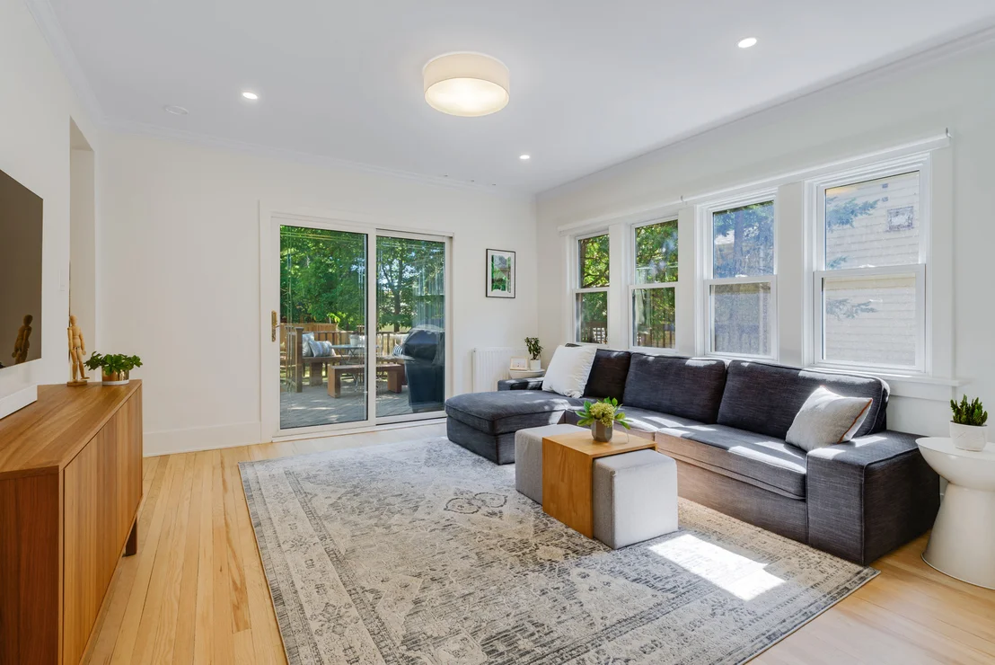 Photo of 840 Park Avenue