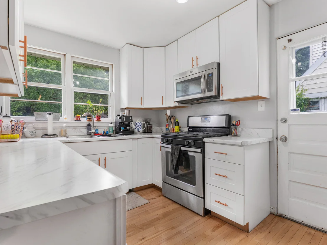 Photo of 528 Maple Lane