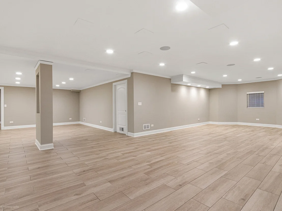 Photo of 950 Gage Lane