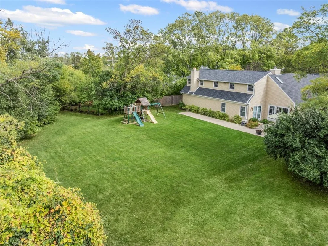 Photo of 898 Bridlegate Lane