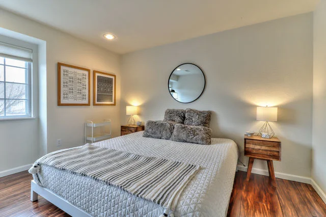 Photo of Unit 207 at 2404 Windward Boulevard