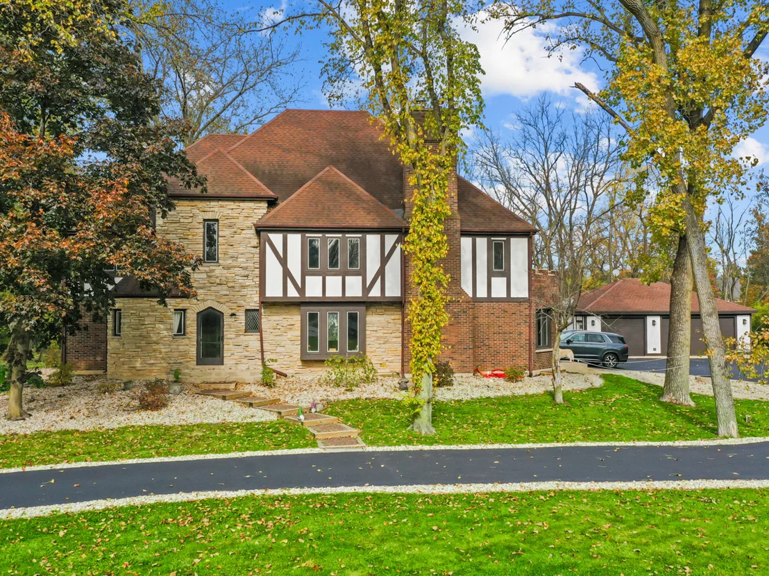 Photo of 155 Helm Road