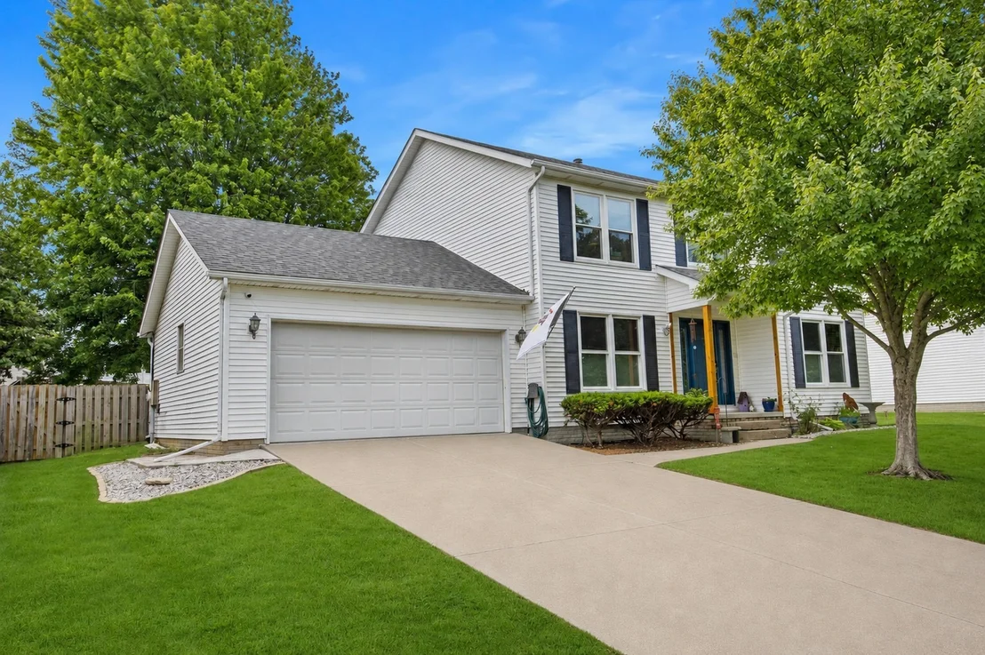 Photo of 1203 Royal Pointe Drive