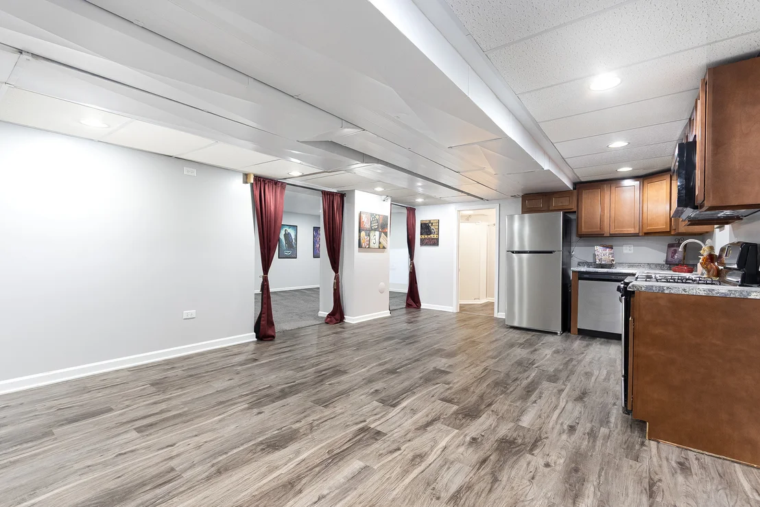 Photo of 4072 Broadmoor Circle