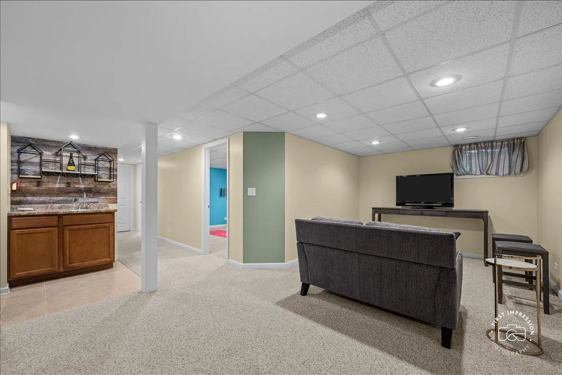 Photo of 1024 Maple Lane