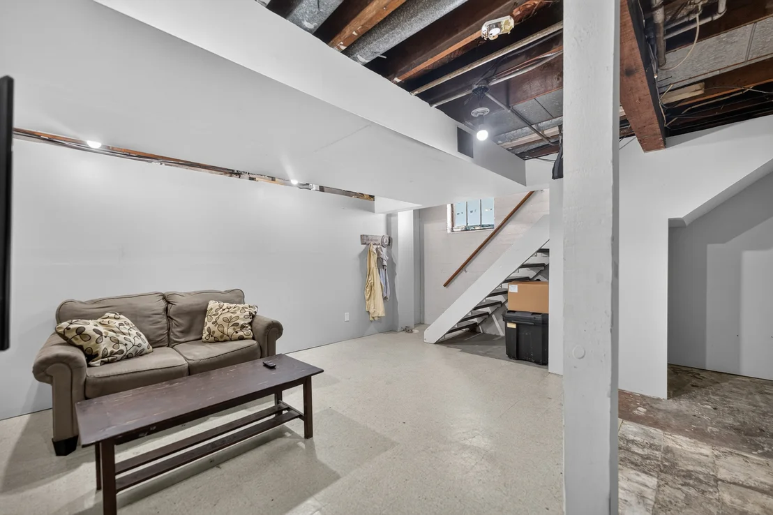 Photo of 623 Robert Avenue
