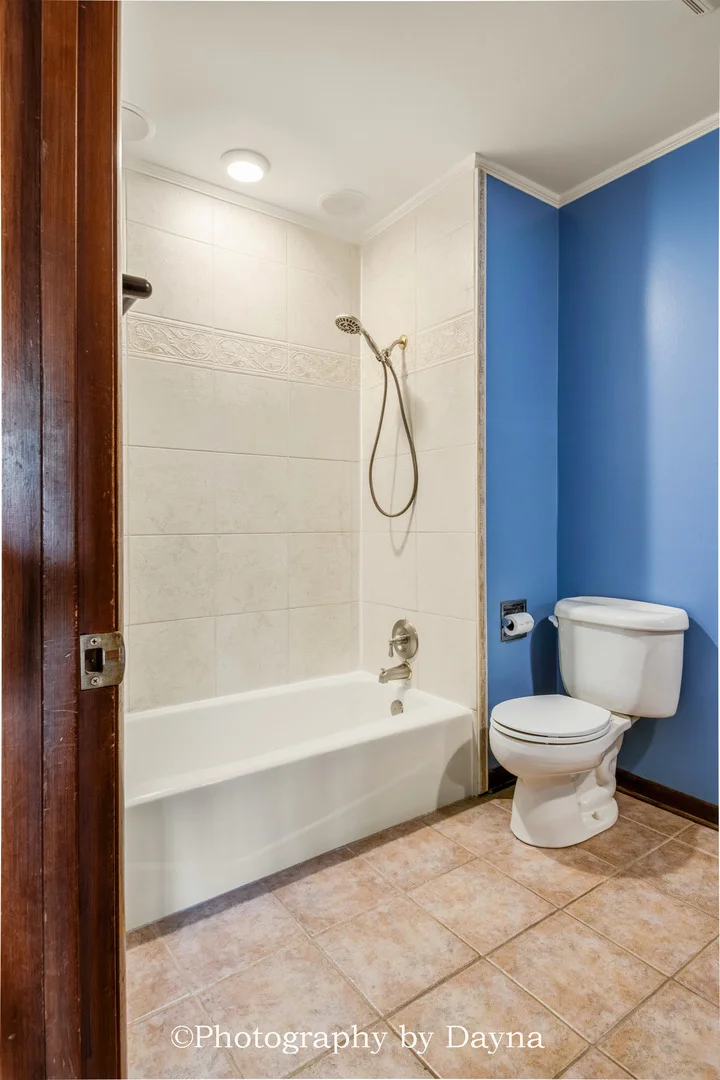 Photo of 913 Southgate Road