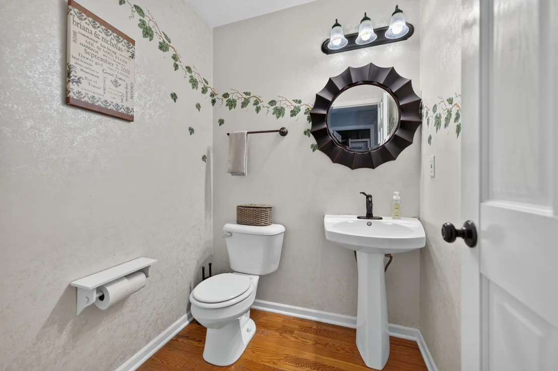 Photo of 9176 Forest Ridge Drive