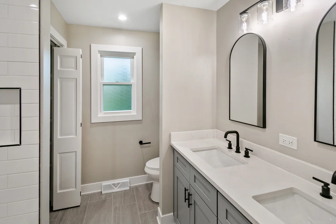 Photo of 3045 Scott Crescent