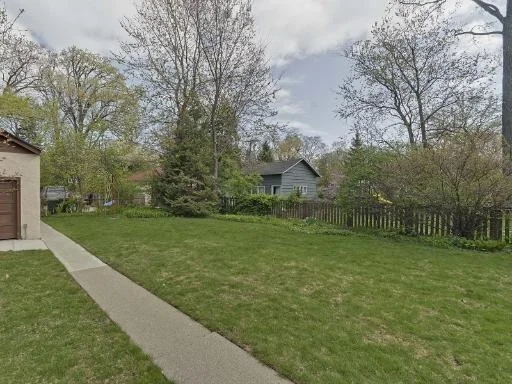 Photo of 628 GREENLEAF Avenue