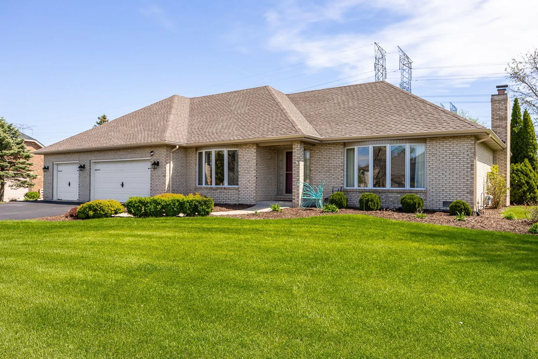 Photo of 13201 Meadow Hill Lane