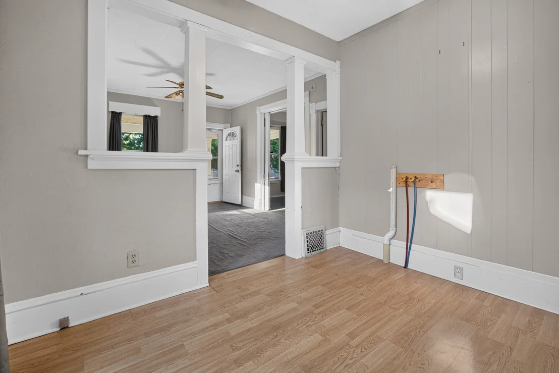 Photo of 306 E Locust Street