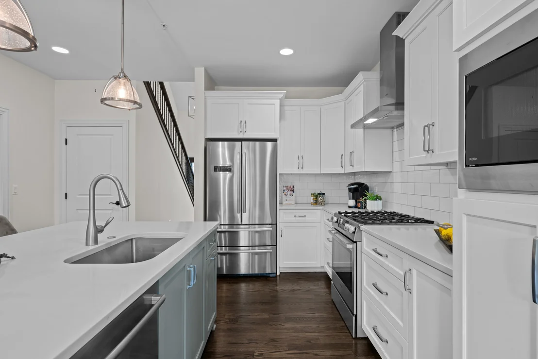 Photo of 641 Bourbon Court