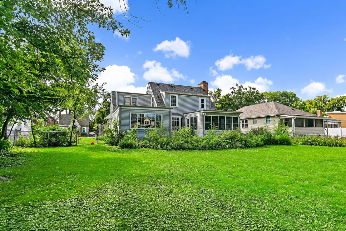 Photo of 369 N Walnut Street