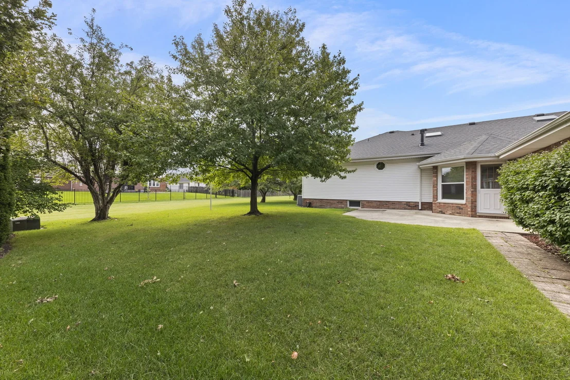 Photo of 19451 Stonehenge Drive