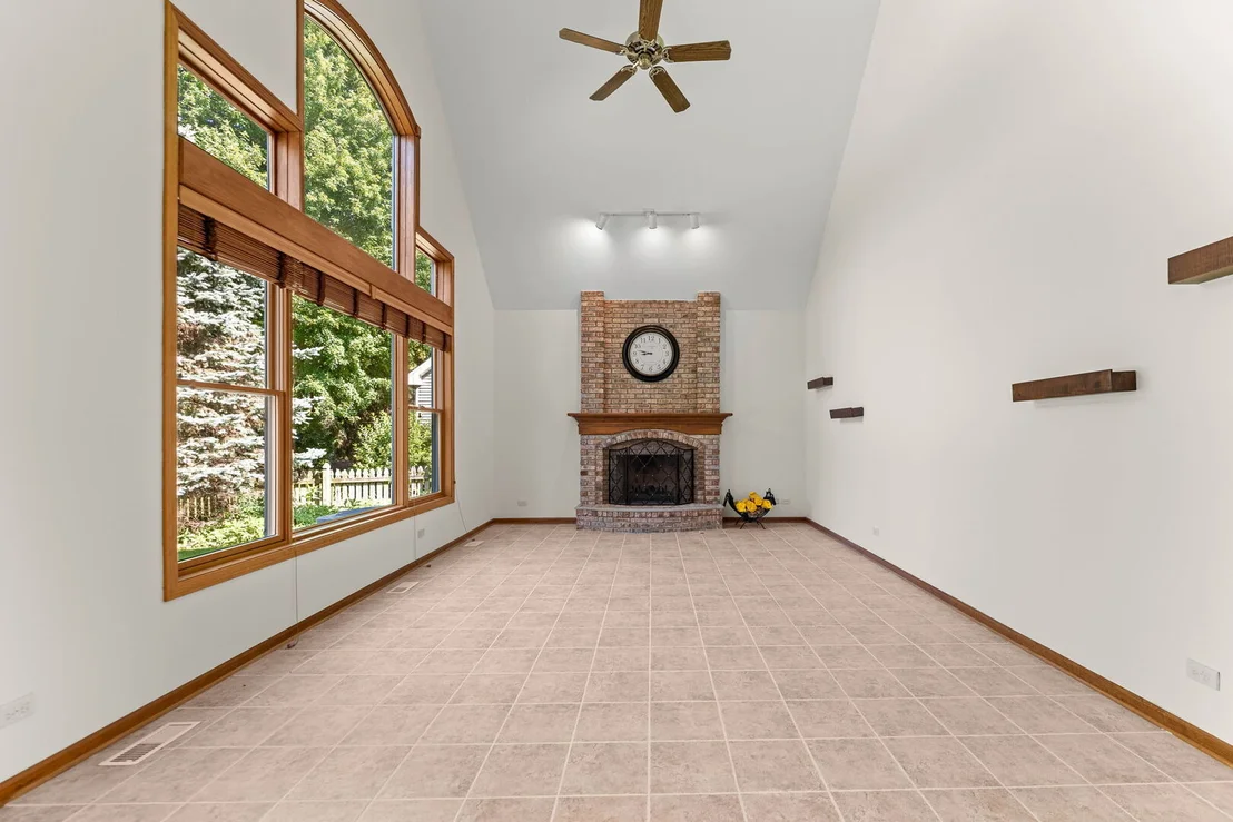 Photo of 9 N Daniels Drive