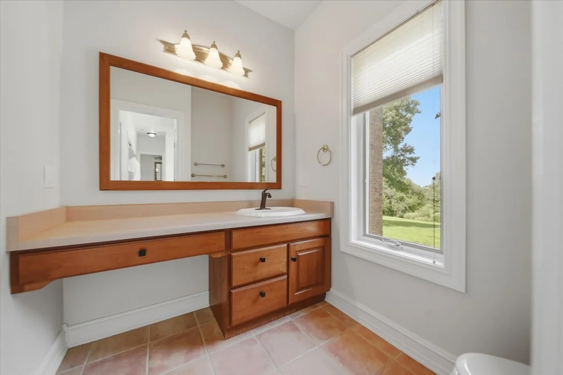 Photo of 17619 Grandview Drive