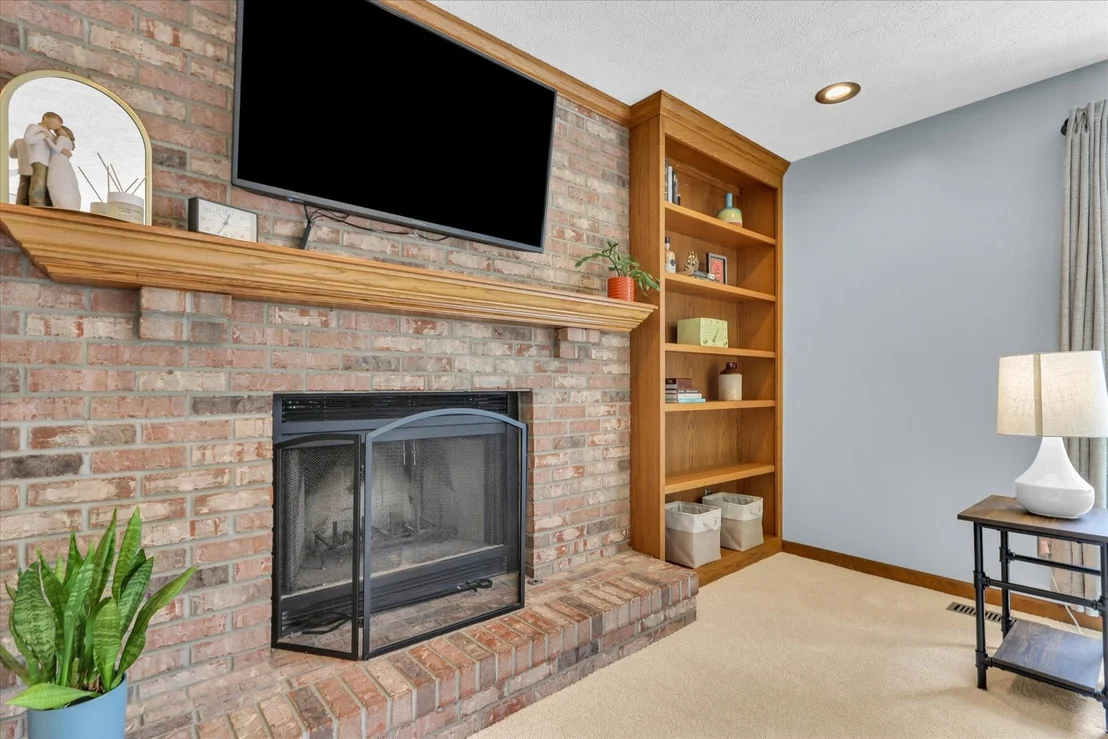 Photo of 2807 Willow Bend Road