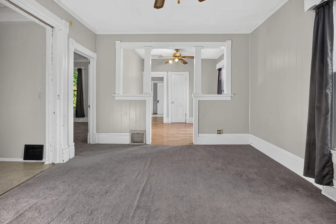 Photo of 306 E Locust Street