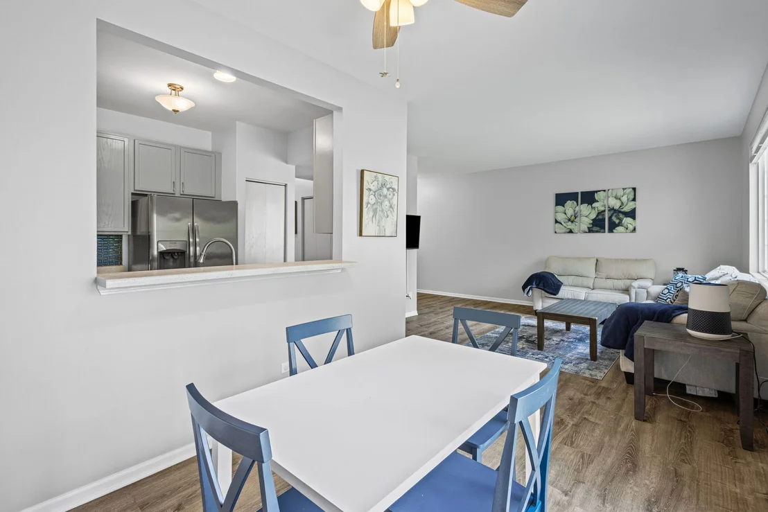 Photo of 1104 Colonial Drive