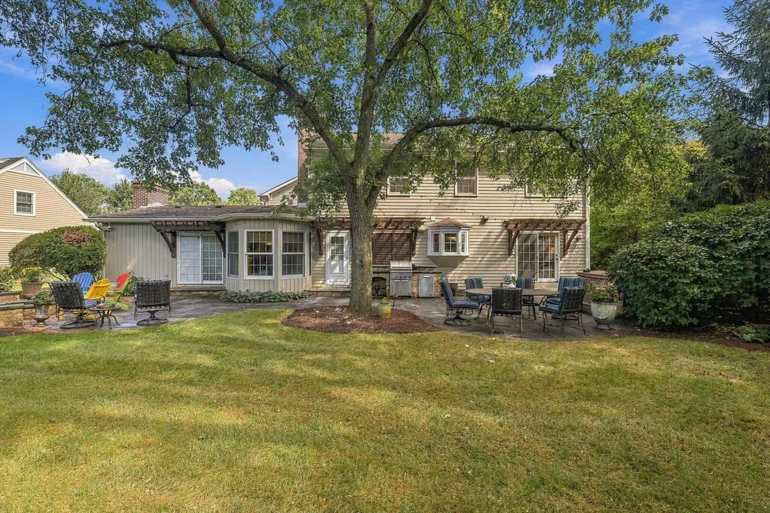 Photo of 2068 N Butternut Lane