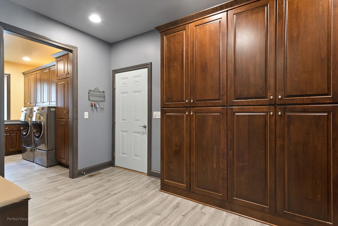 Photo of 5805 N Barrington Road