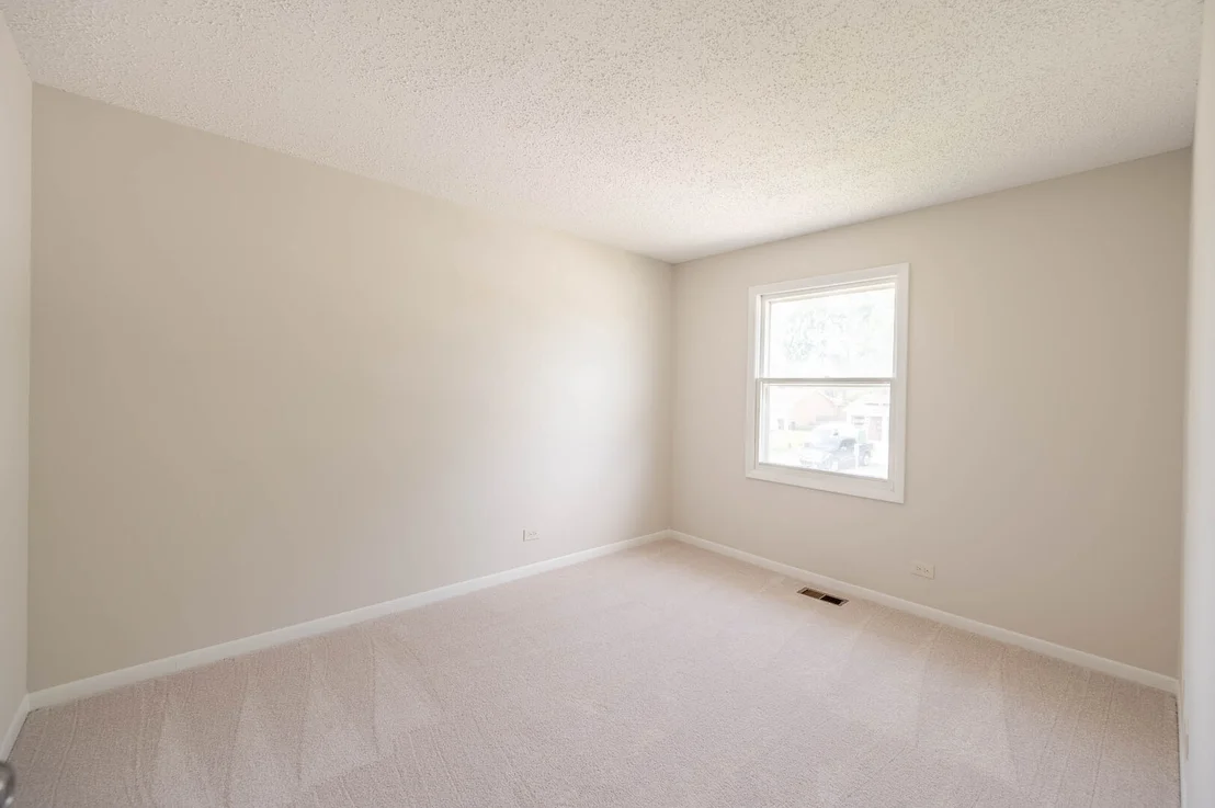 Photo of 1795 Kent Road
