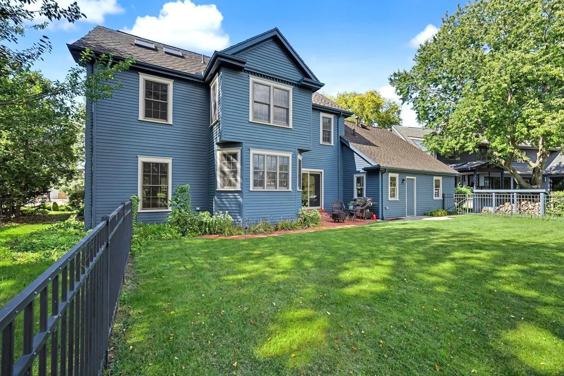 Photo of 2801 Valley Brook Drive