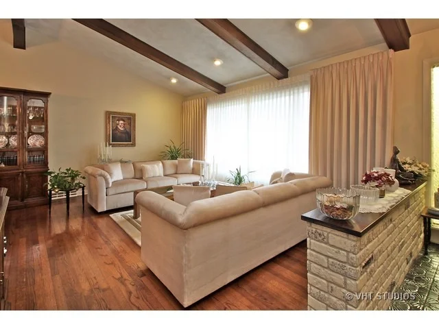Photo of 629 Ambleside Drive