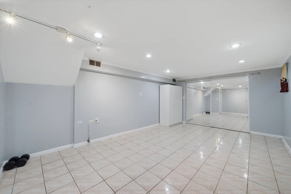 Photo of 9005 SHERRY Lane
